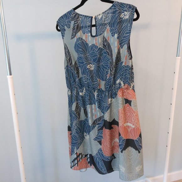 Pink Martini Pink and Blue Floral Dress - Size Large - Picture 4 of 7